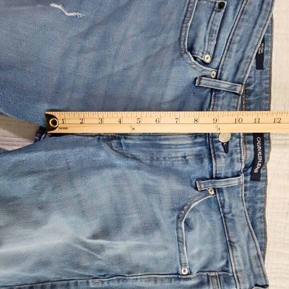Calvin Klein Jeans Men's 33 x 30 Blue Slim Fit Stretch Medium Wash Denim EUC - Picture 6 of 16